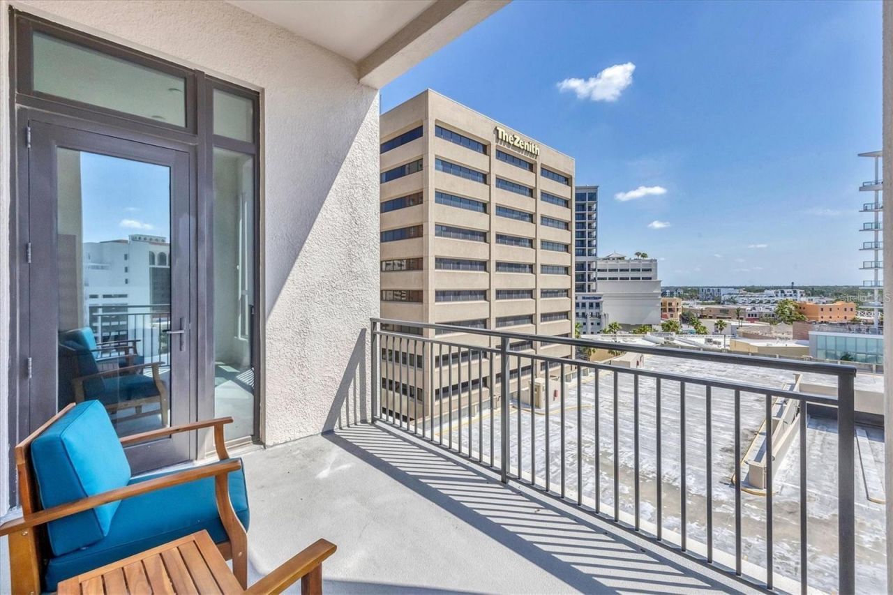33 S Palm Avenue, Unit 704, Sarasota, FL 34236 Photo