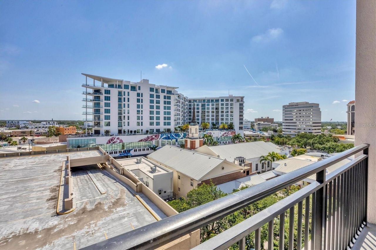 33 S Palm Avenue, Unit 704, Sarasota, FL 34236 Photo