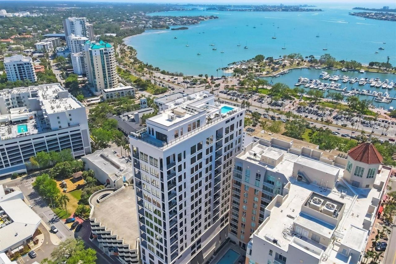 33 S Palm Avenue, Unit 704, Sarasota, FL 34236 Photo
