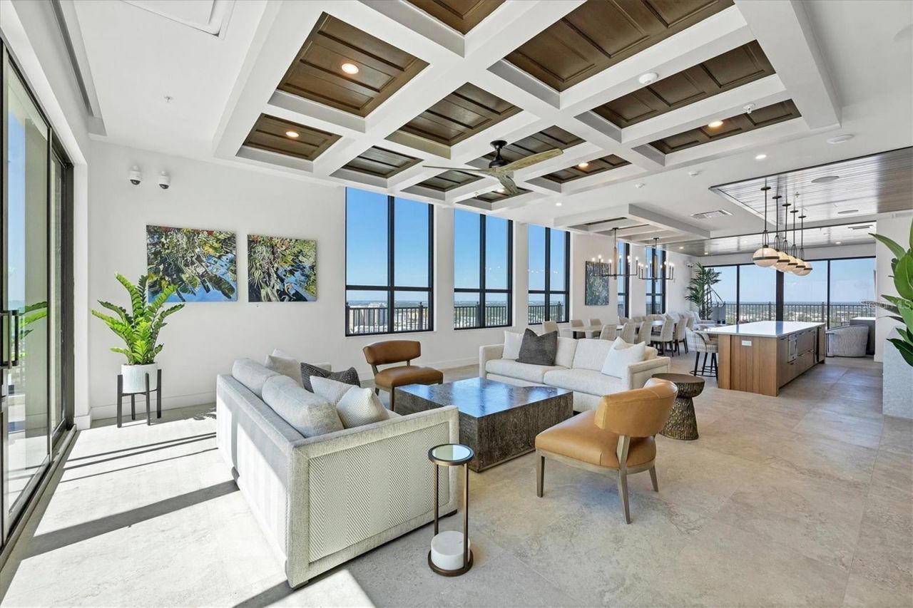33 S Palm Avenue, Unit 704, Sarasota, FL 34236 Photo