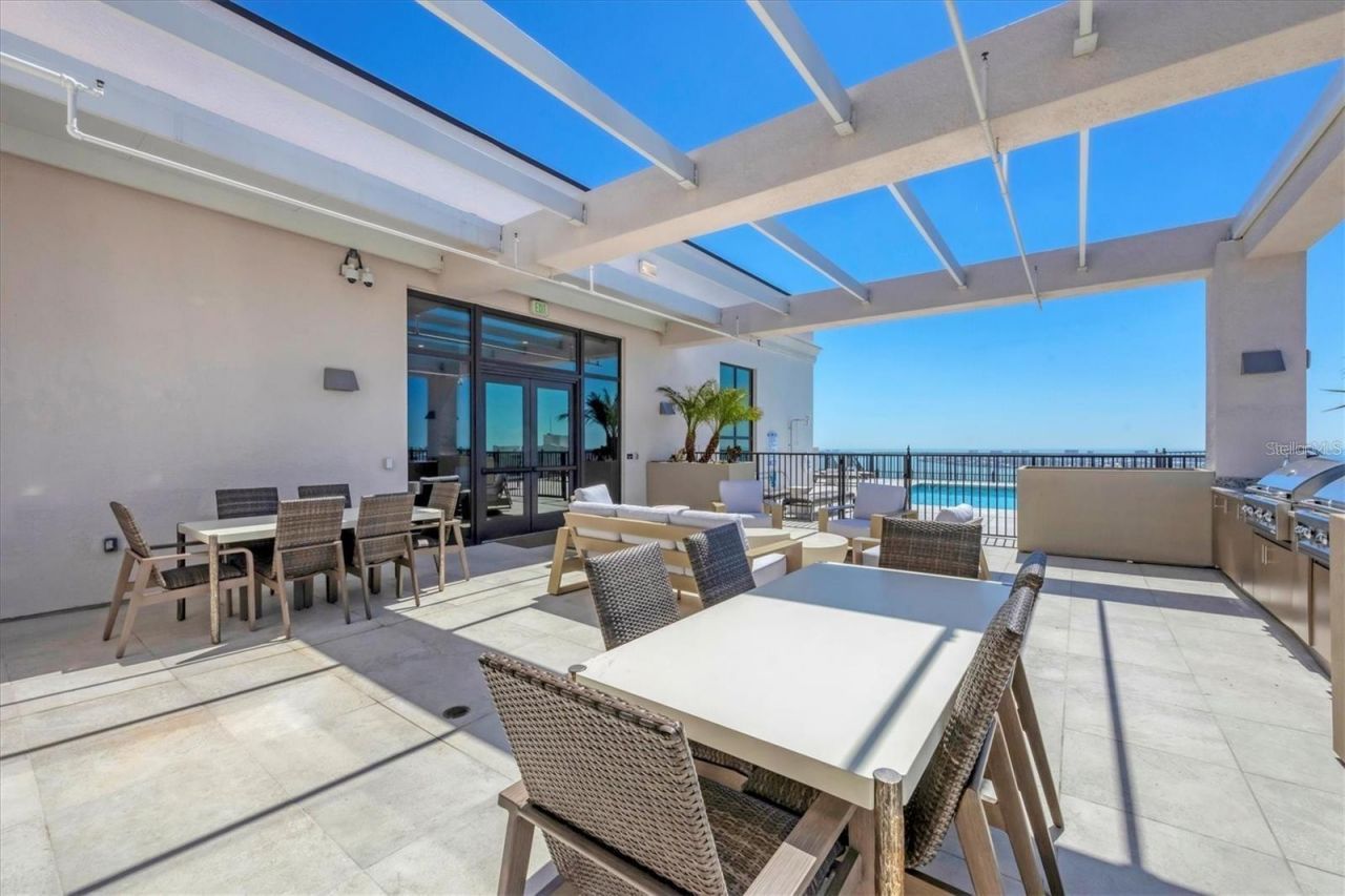 33 S Palm Avenue, Unit 704, Sarasota, FL 34236 Photo