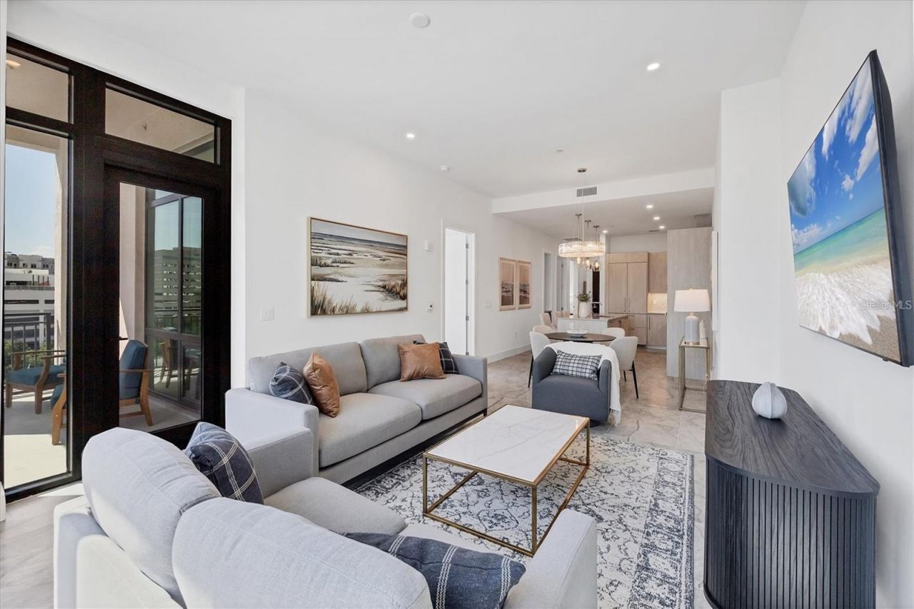 33 S Palm Avenue, Unit 704, Sarasota, FL 34236 Photo