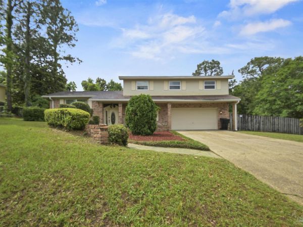 905 Langley Ave, Pensacola, FL 32504