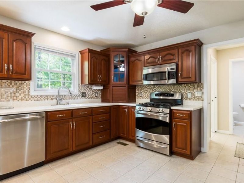 5180 Pine Valley Drive, Zanesville, OH 43701 Photo 15