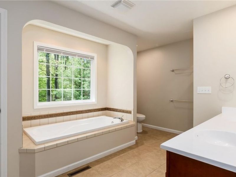 5180 Pine Valley Drive, Zanesville, OH 43701 Photo 28