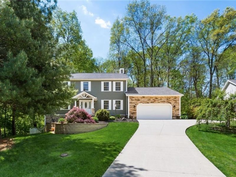 5180 Pine Valley Drive, Zanesville, OH 43701 Photo 3
