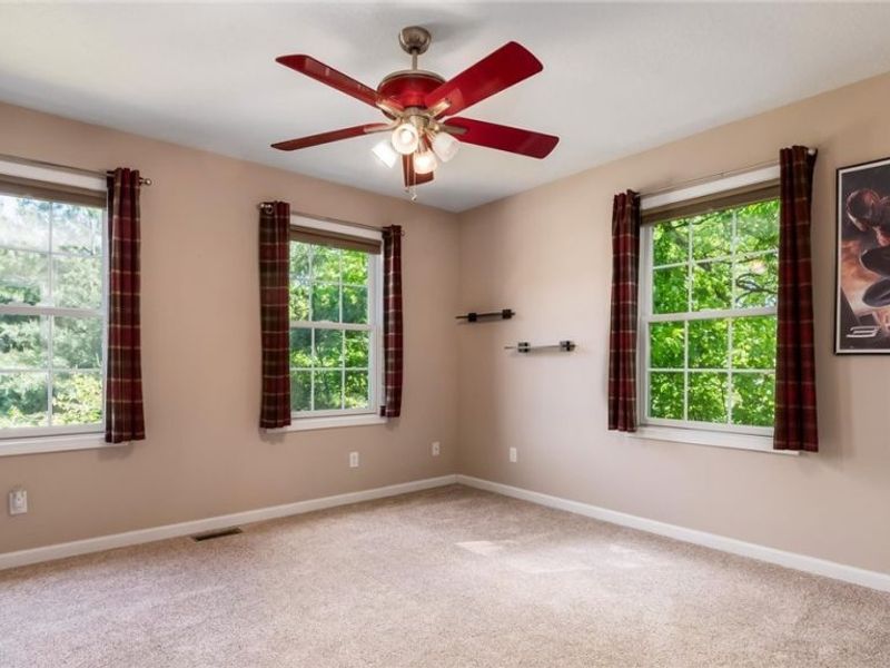 5180 Pine Valley Drive, Zanesville, OH 43701 Photo 34