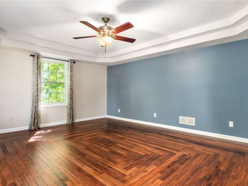 5180 Pine Valley Drive, Zanesville, OH 43701 Photo 9