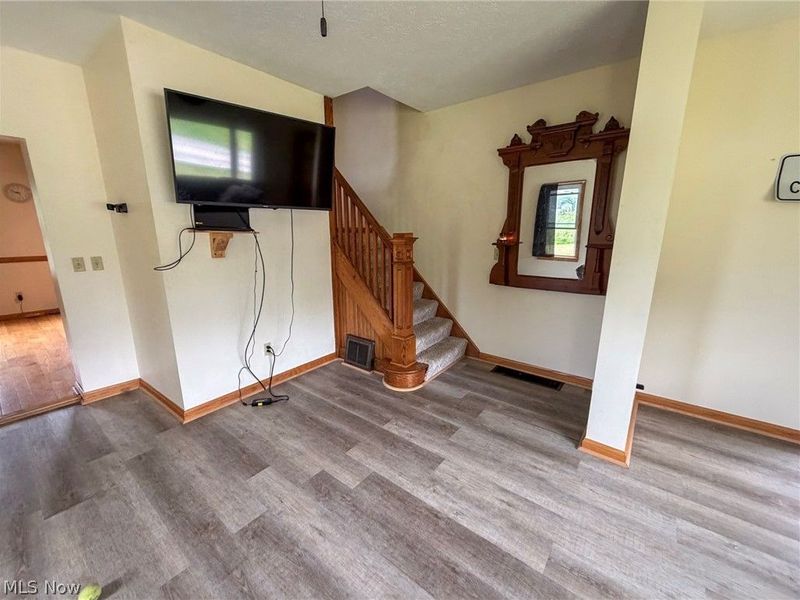 8135 State Route 609, Burghill, OH 44404 Photo 16