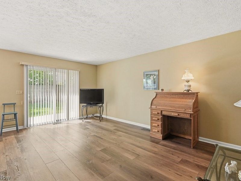 5653 Gateway Lane, Brook Park, OH 44142 Photo 15