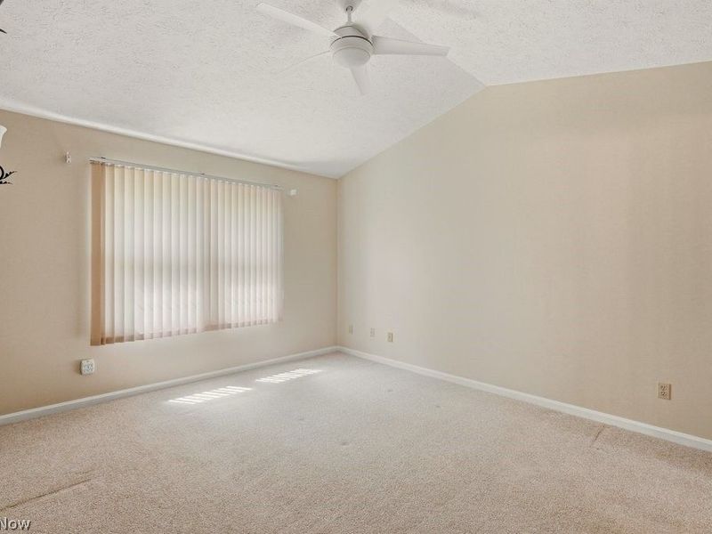 5653 Gateway Lane, Brook Park, OH 44142 Photo 16