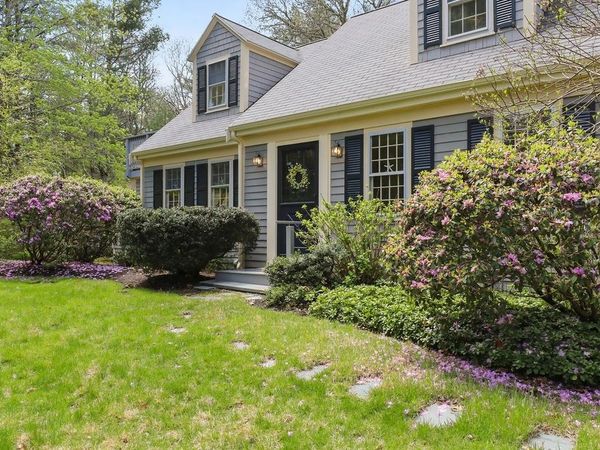 3 Tattler Cir, Bourne, MA 02532