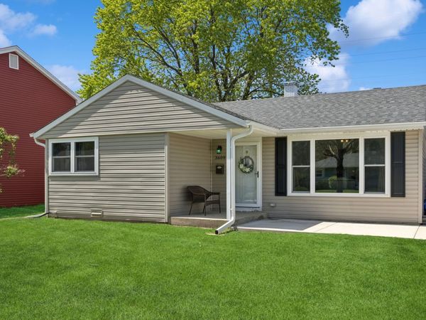 3609 Bobwhite Lane , Rolling Meadows, IL 60008