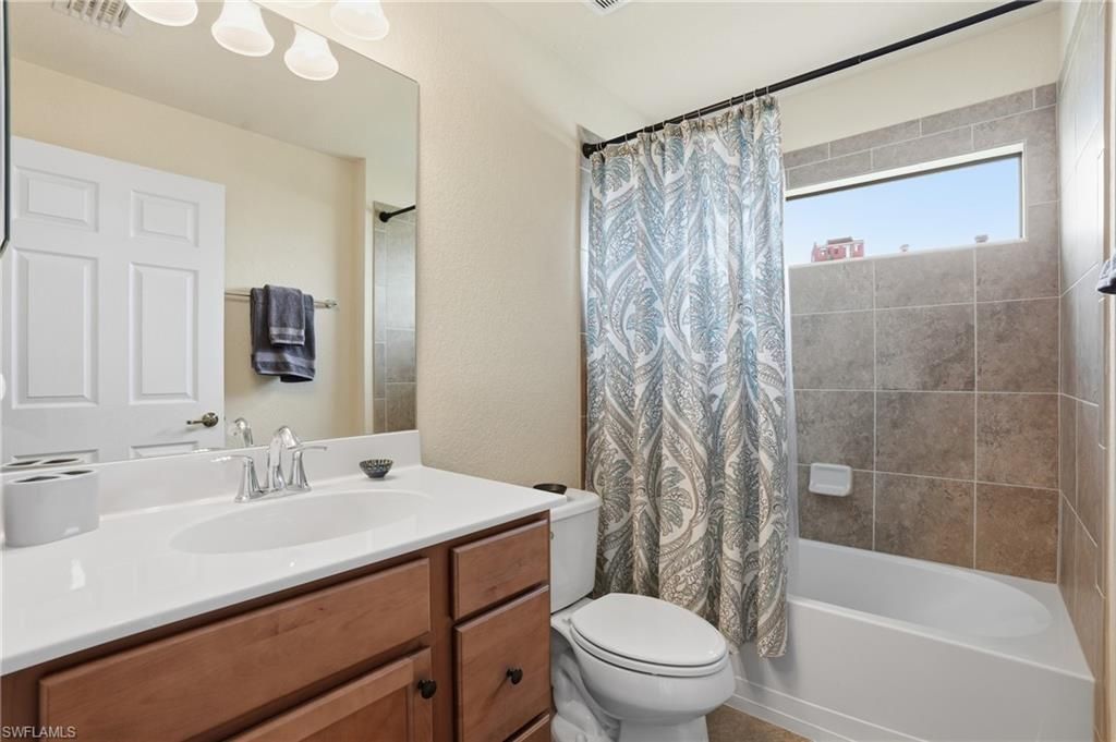 9528 Avellino Way , Unit 2521, Naples, FL 34113 Photo