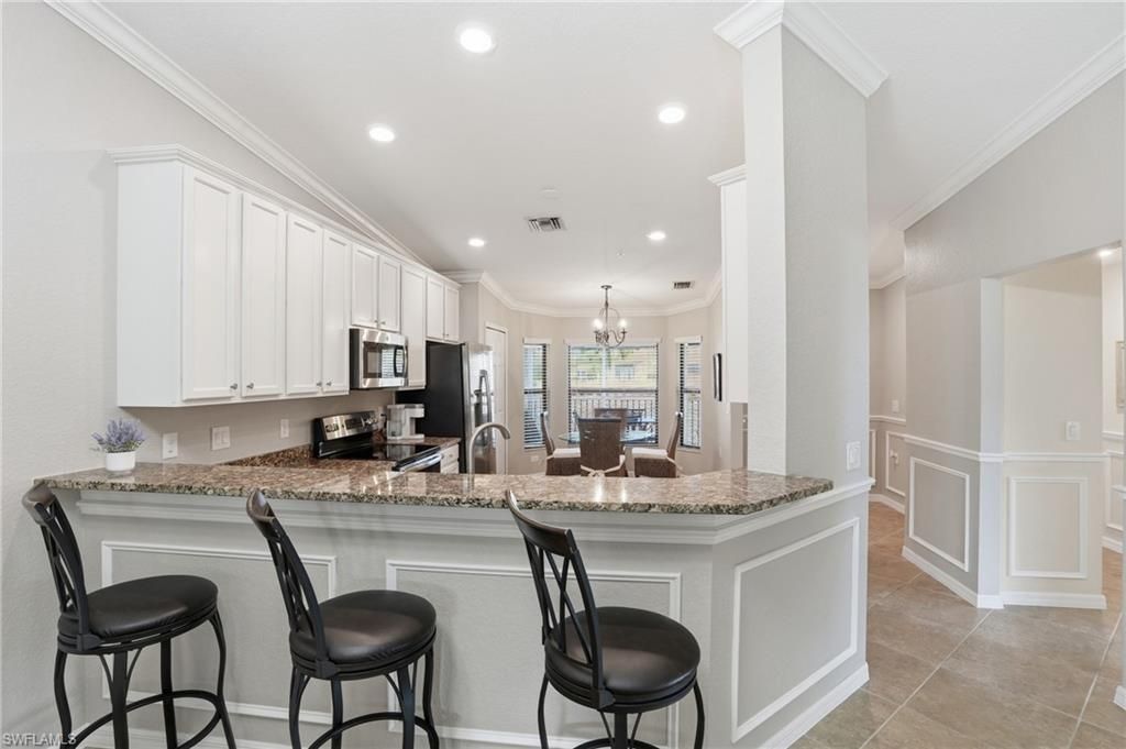 9528 Avellino Way , Unit 2521, Naples, FL 34113 Photo