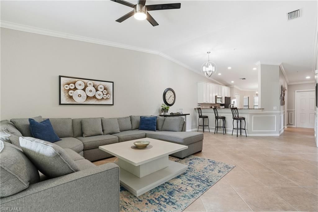 9528 Avellino Way , Unit 2521, Naples, FL 34113 Photo