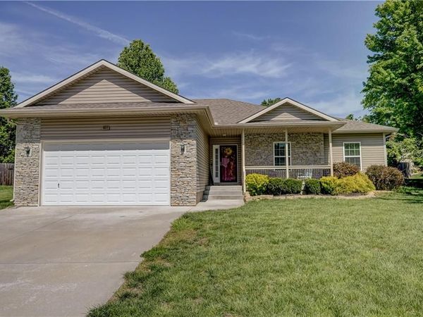 19312 E 8th St Court, Independence, MO 64056