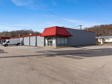 1419 US Rt 60 East, Huntington, WV 25705