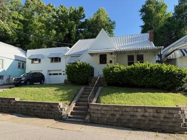 1277 26th Street, Huntington, WV 25705