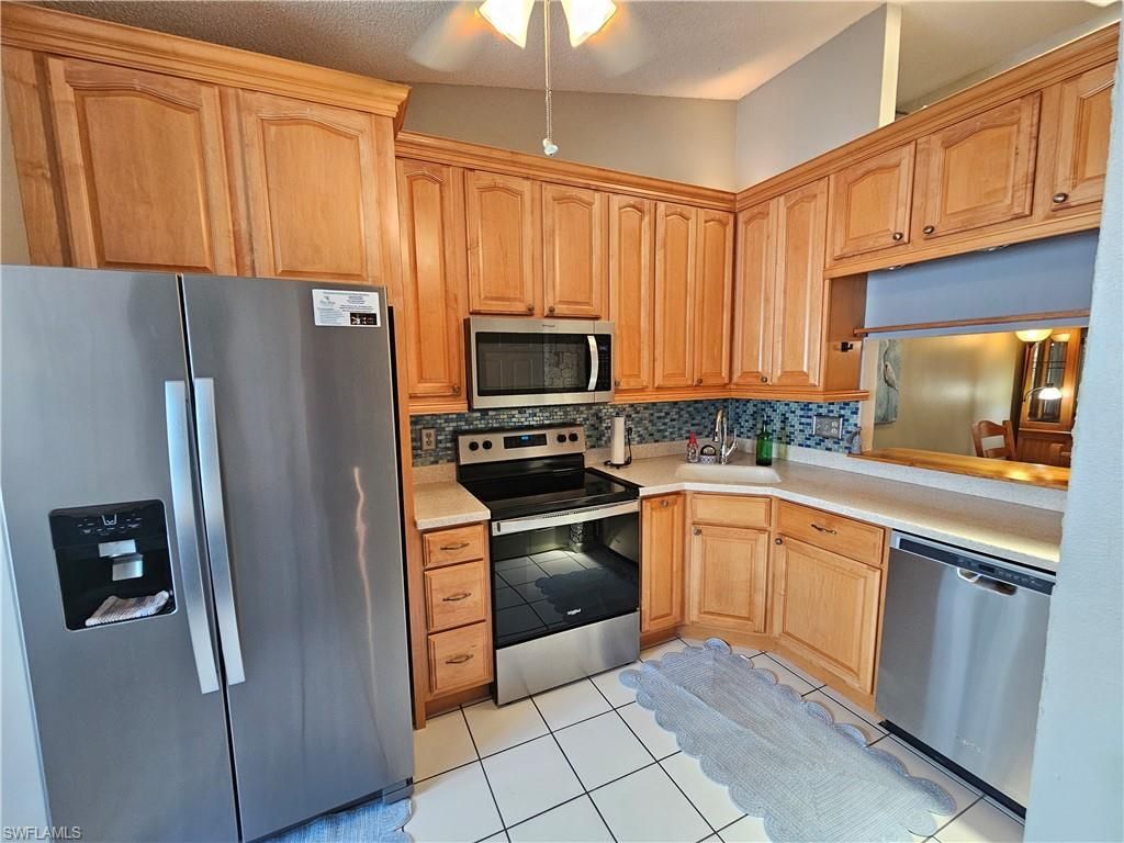 9630 Villa Dr , Unit 8, Fort Myers, FL 33905 Photo