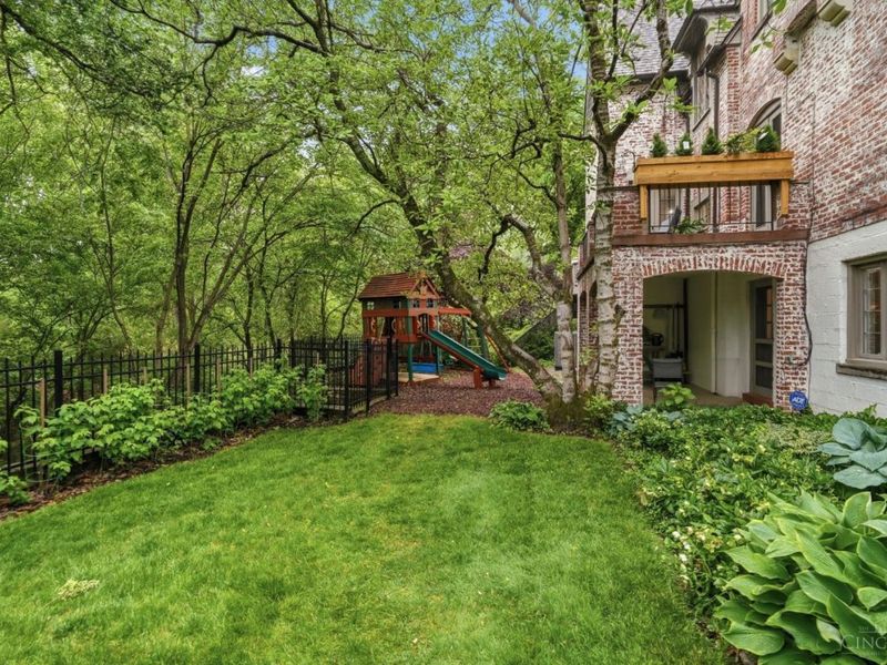 16 Far Hills Drive, Cincinnati, OH 45208 Photo 48