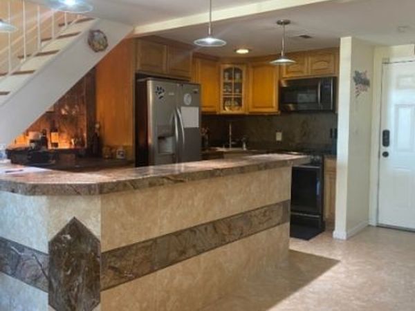 14 Jaques St, Elizabeth, NJ 07201