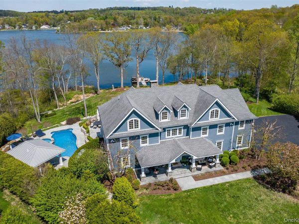 6 Brookside Lane , North Salem, NY 10560