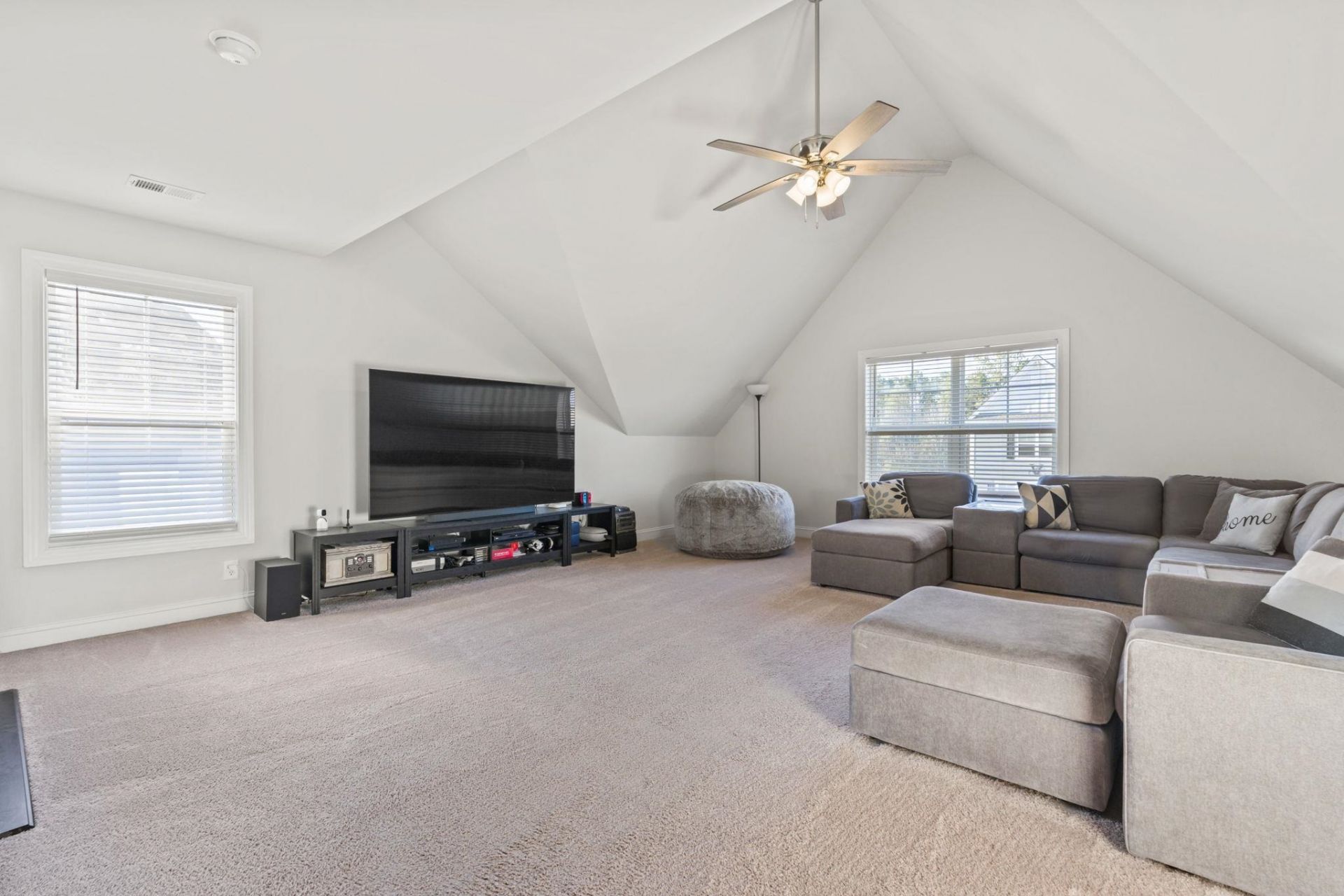 995 Desert Wheatgrass Dr.  Photo 19