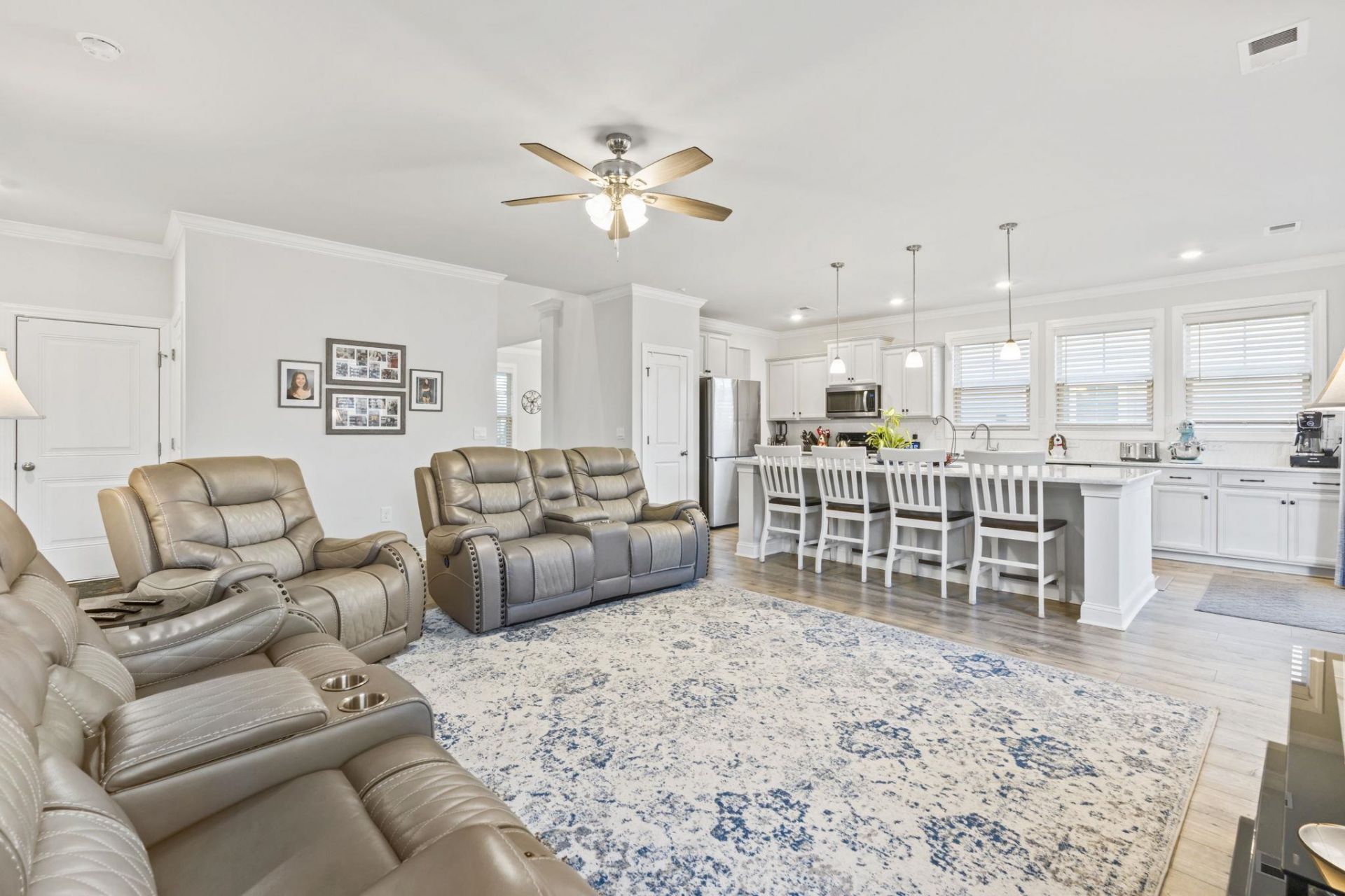 995 Desert Wheatgrass Dr.  Photo 45