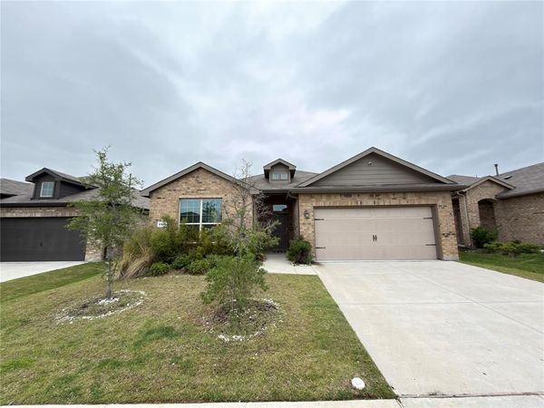 8916 Old Rawhide Lane, Fort Worth, TX 76179