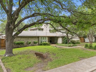 6725 Caulfield Drive, Dallas, TX 75248