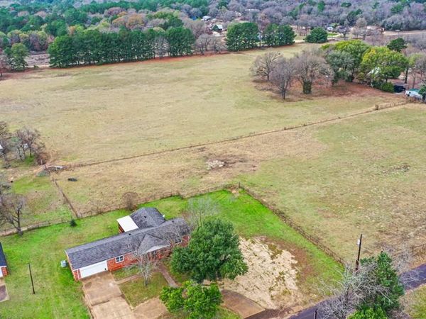 20519 County Road 4114 (with land), Lindale, TX 75771