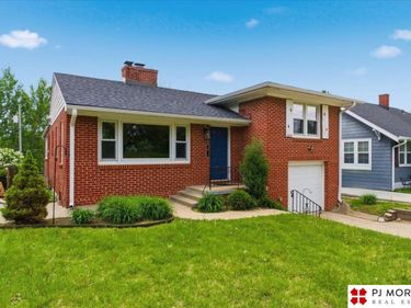 6315 Pacific Street , Omaha, NE 68106