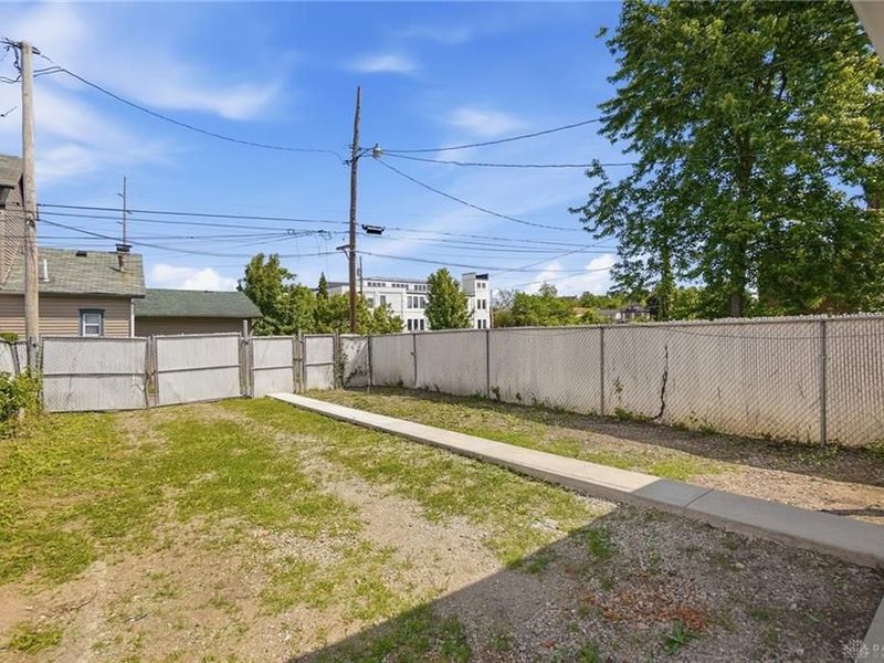 1809 E 5th Street, Dayton, OH 45403 Photo 37