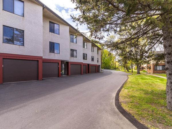 1643 Dunlap Street N, Unit 4, Saint Paul, MN 55108