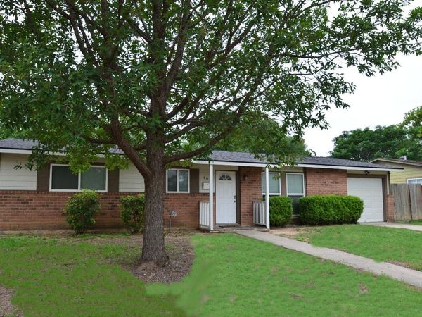 405 Westchester, Schertz, TX 78154