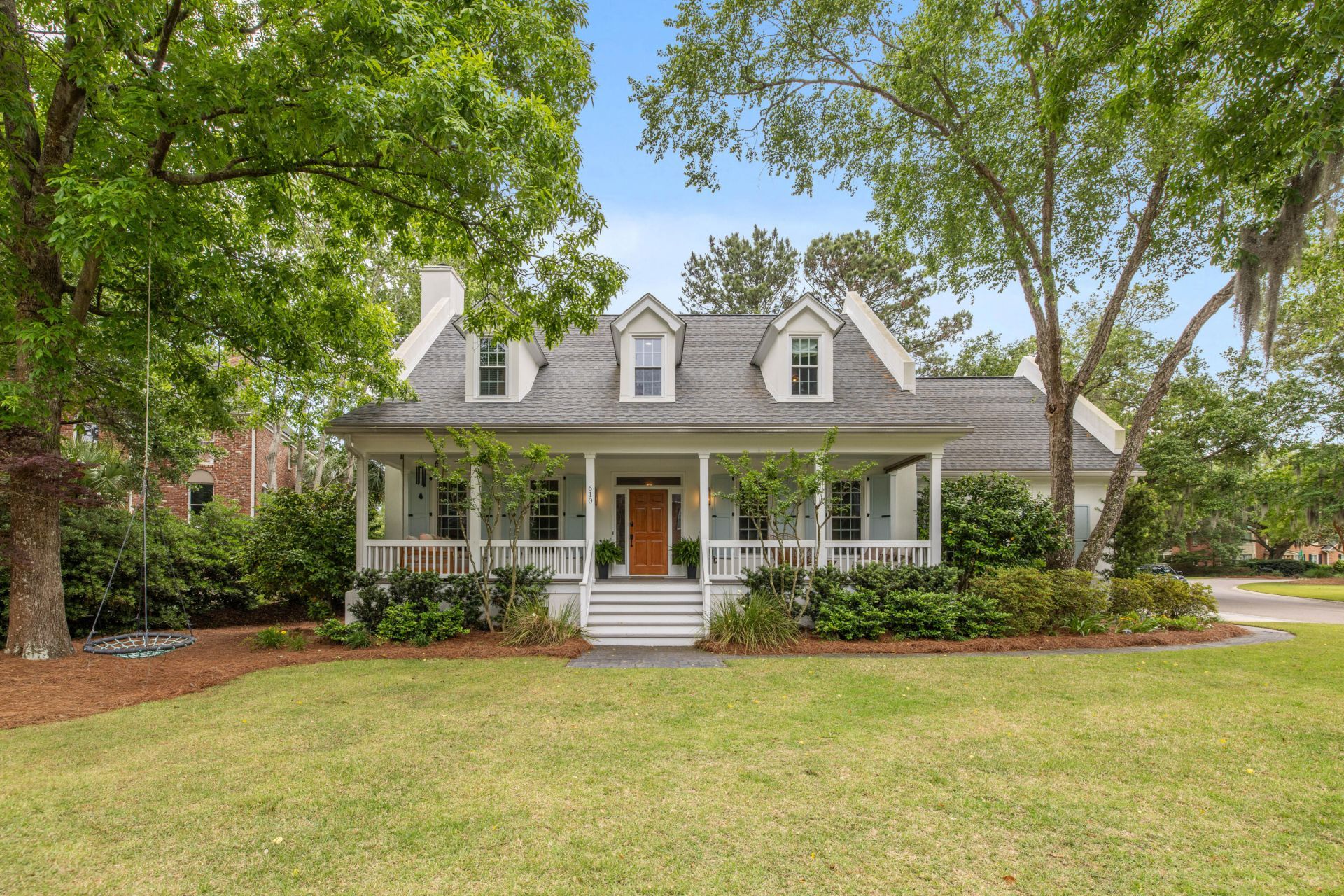 610 Hobcaw Bluff Drive Photo 1