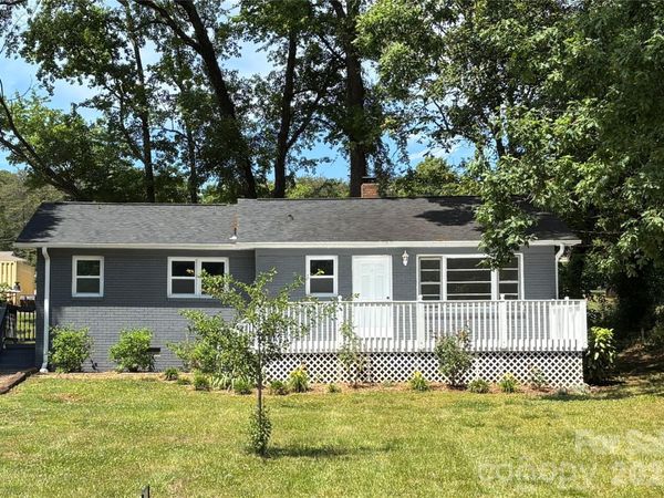 305 Forestway Drive, Mount Holly, NC 28120
