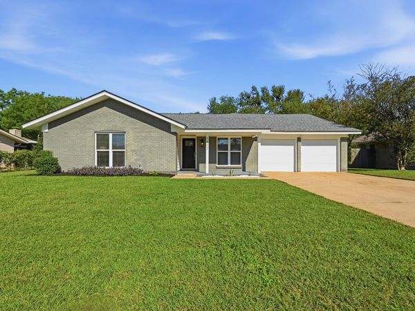 5402 Basswood LN, Austin, TX 78723