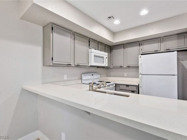 2220 Pine Breeze Lane , Unit 101, Las Vegas, NV 89119