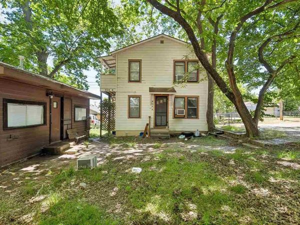 905 W 9th Avenue, Stillwater, OK 74074