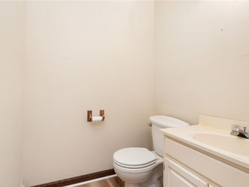870 Orchard Hill Road, Zanesville, OH 43701 Photo 10