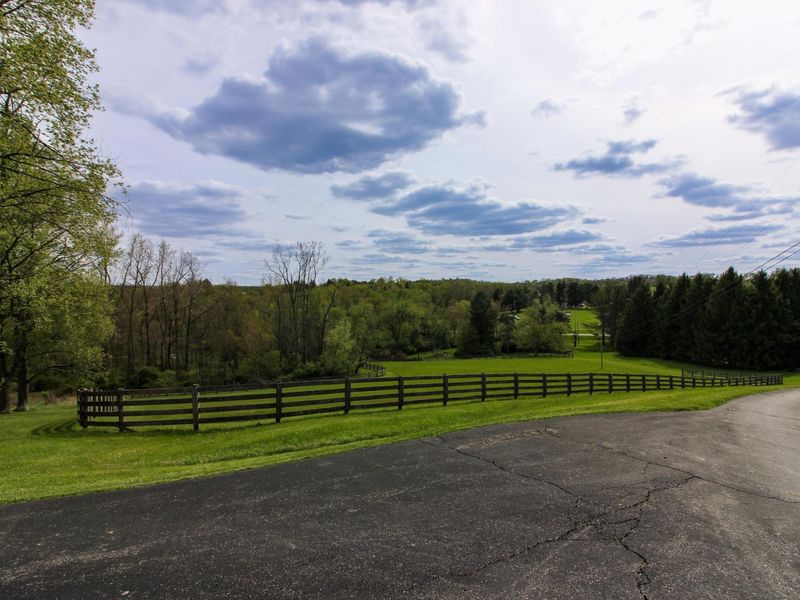 1085 Pleasant Valley Road, Mansfield, OH 44903 Photo 10