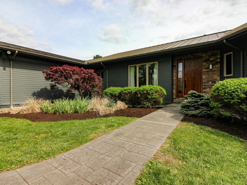 1085 Pleasant Valley Road, Mansfield, OH 44903 Photo 17