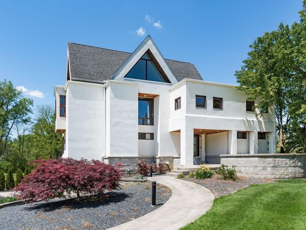 100 Stonesthrow Drive , Alexandria, OH 43001