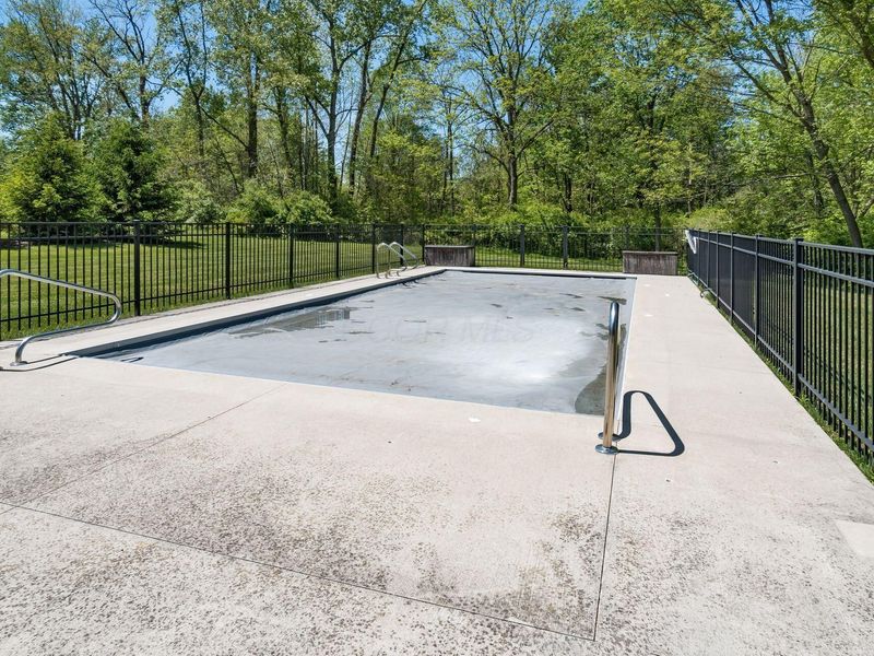100 Stonesthrow Drive , Alexandria, OH 43001 Photo 63