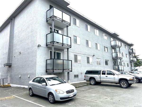 904 HILLSIDE Ave, Unit #304, Victoria, BC V8T 1Z8