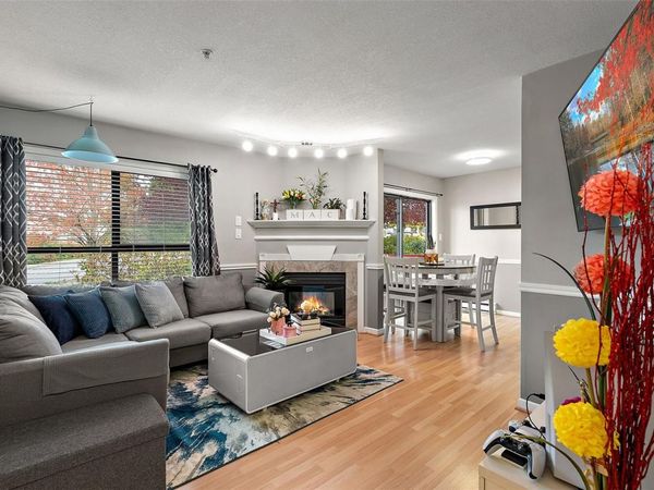 7 Gorge Rd W, Unit #202, Saanich, BC V9A 1L9
