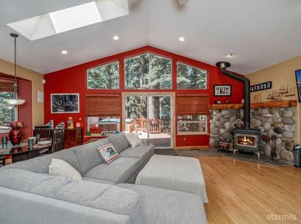 1346 Bonanza Avenue, South Lake Tahoe, CA 96150 Photo