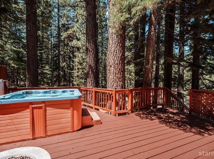 1346 Bonanza Avenue, South Lake Tahoe, CA 96150 Photo
